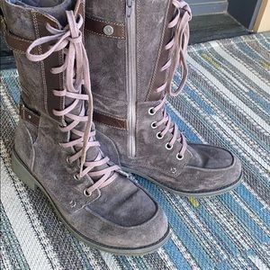 Northface boots size 9.5